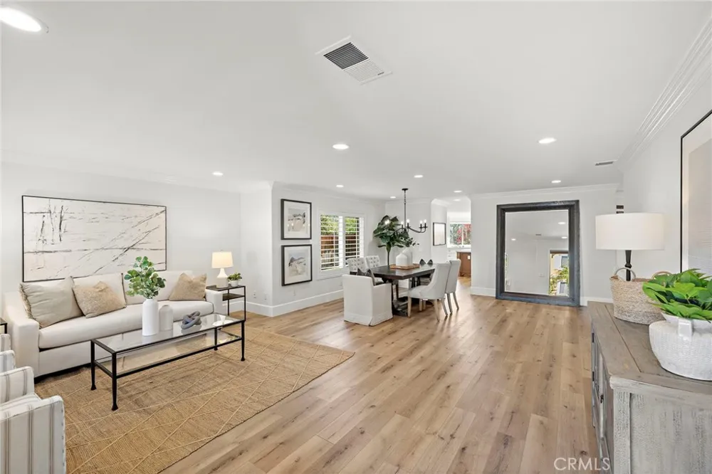8 Las Pisadas Rancho Santa Margarita, CA 92688