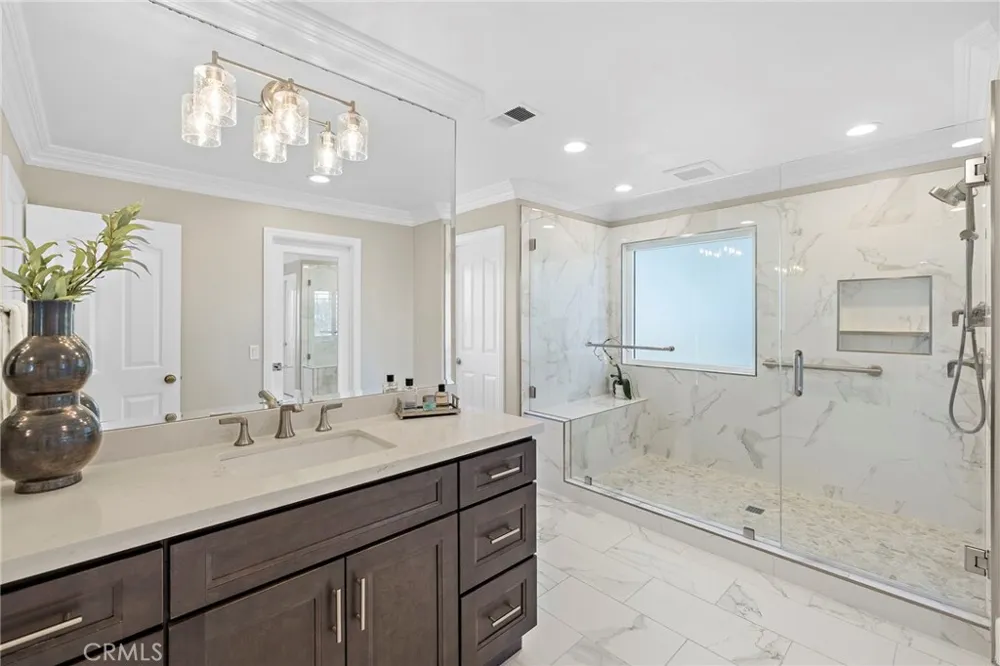 8 Las Pisadas Rancho Santa Margarita, CA 92688