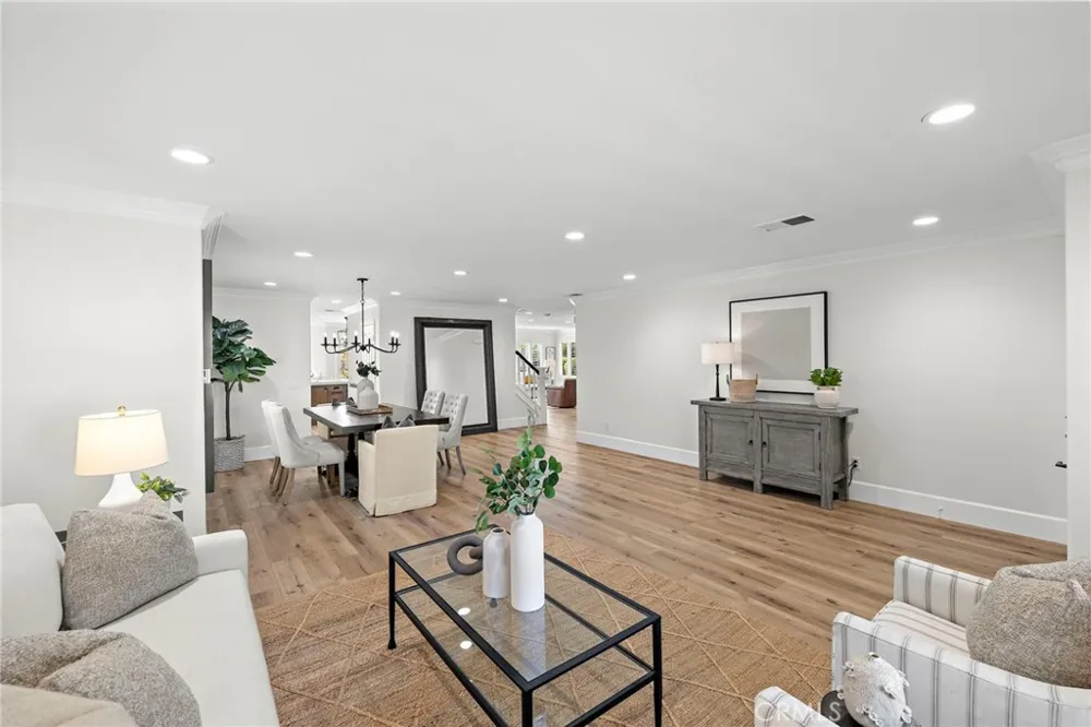 8 Las Pisadas Rancho Santa Margarita, CA 92688