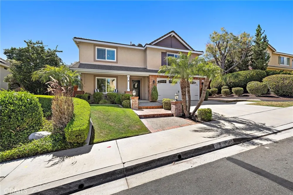 8 Las Pisadas Rancho Santa Margarita, CA 92688