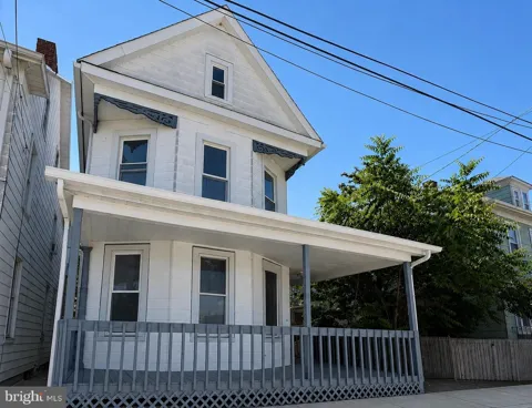 153 MCALLISTER STREET