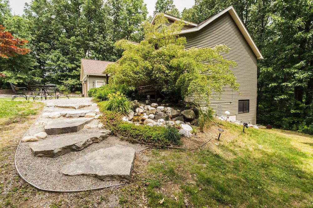 8319 Pine Island Drive NE Plainfield Charter Township, MI 49321