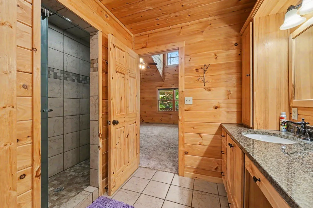 8319 Pine Island Drive NE Plainfield Charter Township, MI 49321