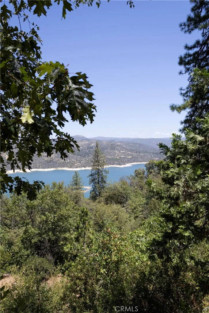 74 Lakeview Ridge Oroville, CA 95966