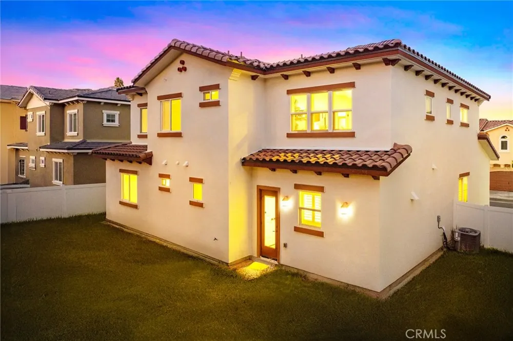 1359 Point Loma Walnut, CA 91789