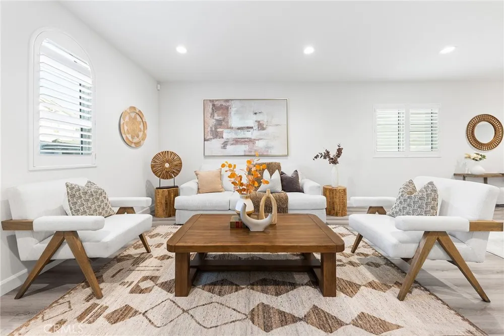 1359 Point Loma Walnut, CA 91789