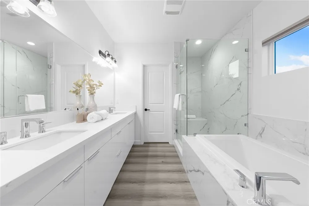 1359 Point Loma Walnut, CA 91789