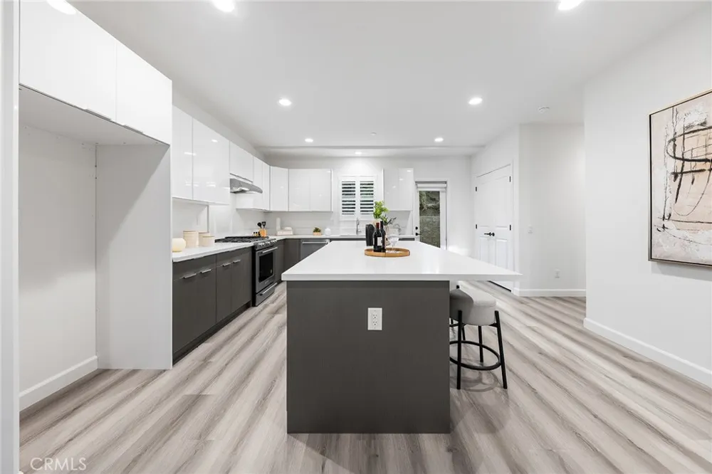 1359 Point Loma Walnut, CA 91789