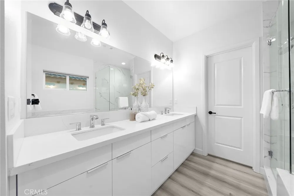 1359 Point Loma Walnut, CA 91789