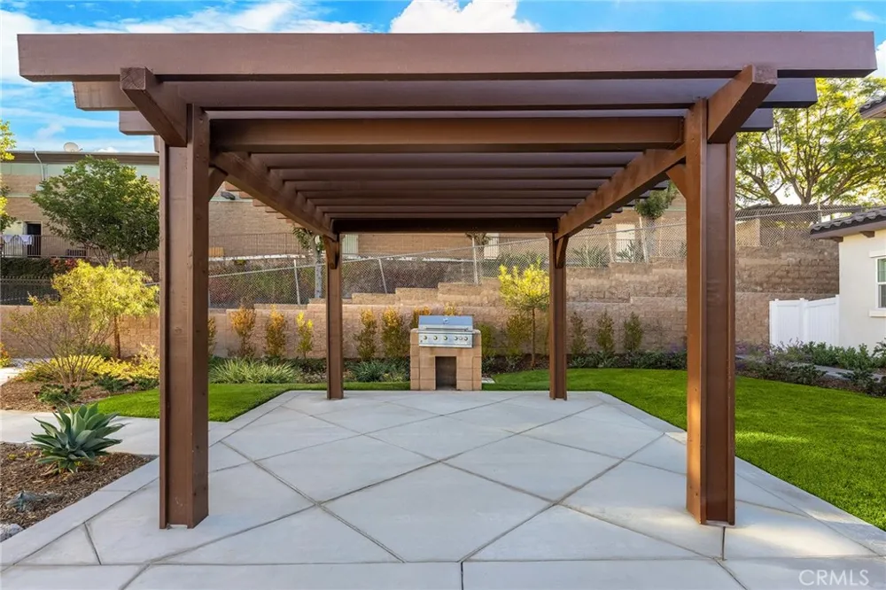 1359 Point Loma Walnut, CA 91789