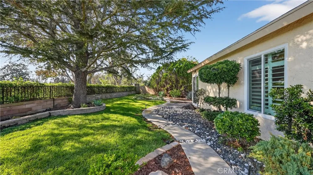 27302 Via Olmo Mission Viejo, CA 92691