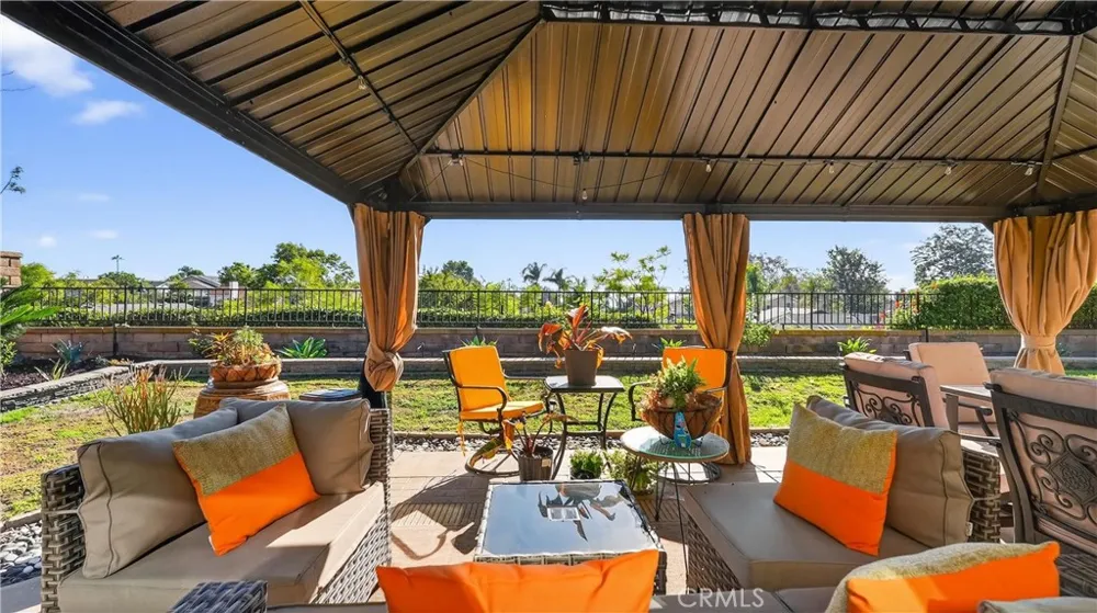 27302 Via Olmo Mission Viejo, CA 92691