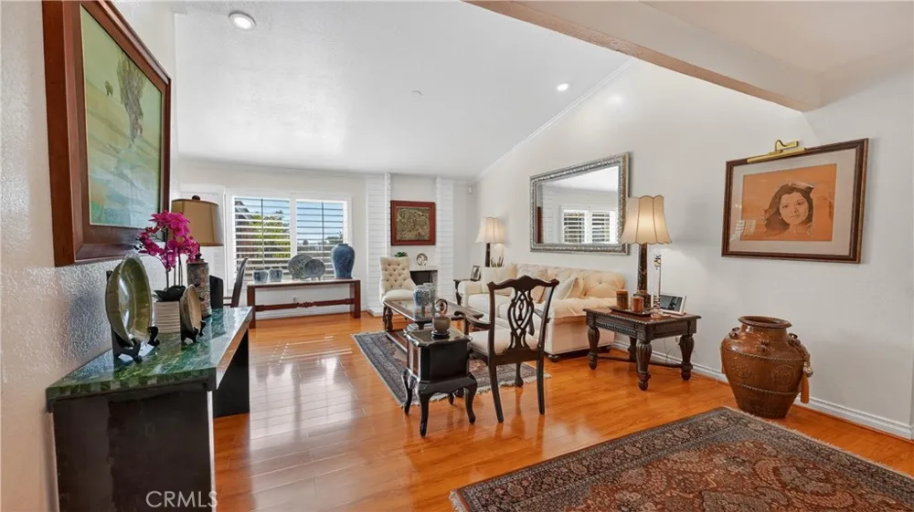 27302 Via Olmo Mission Viejo, CA 92691