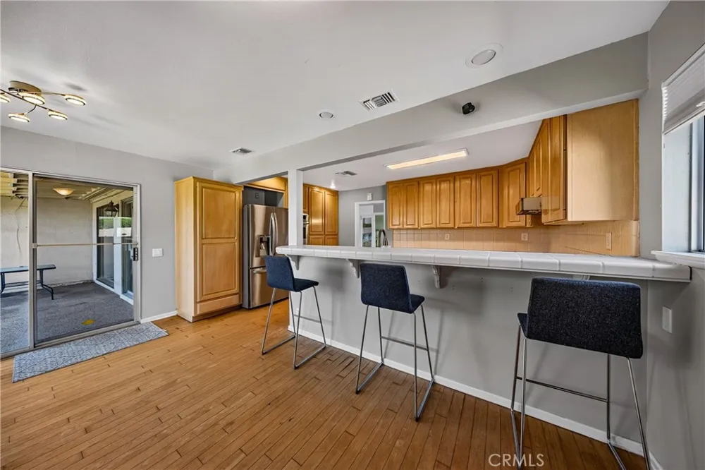 1250 W Palm Redlands, CA 92373