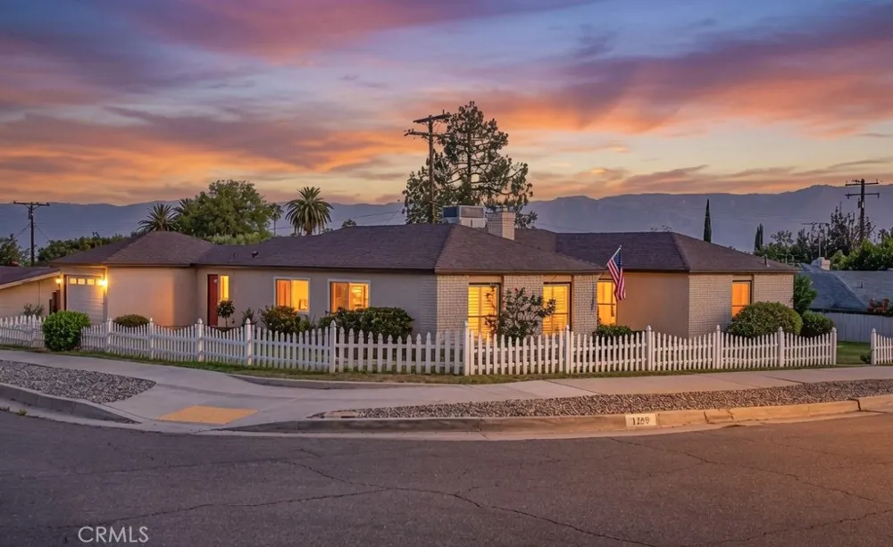 1250 W Palm Redlands, CA 92373