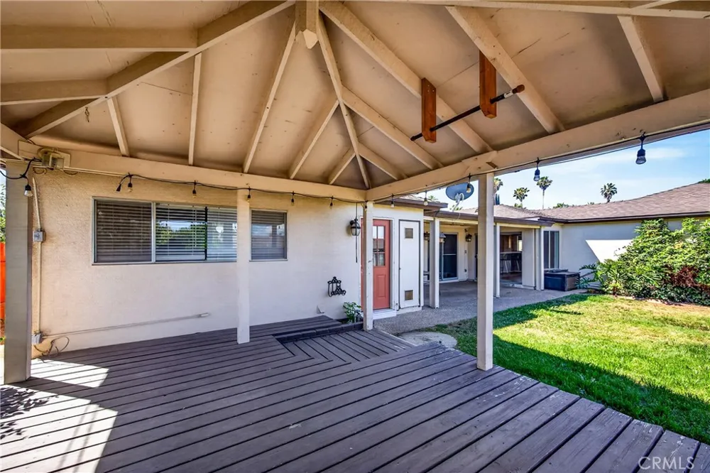 1250 W Palm Redlands, CA 92373