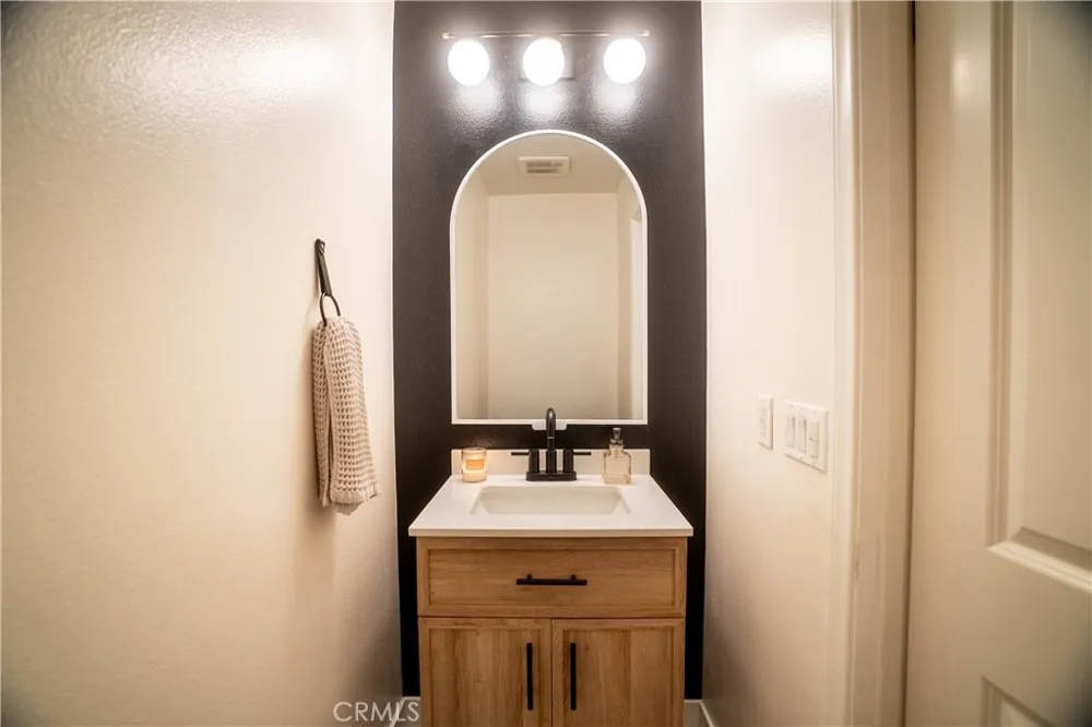 3078 E Via Rosso Ontario, CA 91764