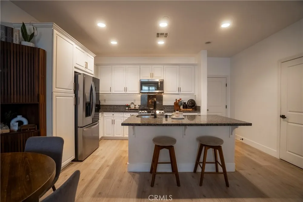 3078 E Via Rosso Ontario, CA 91764