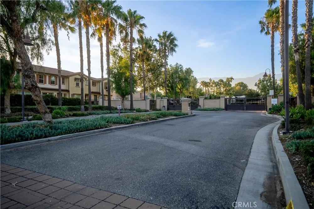 3078 E Via Rosso Ontario, CA 91764