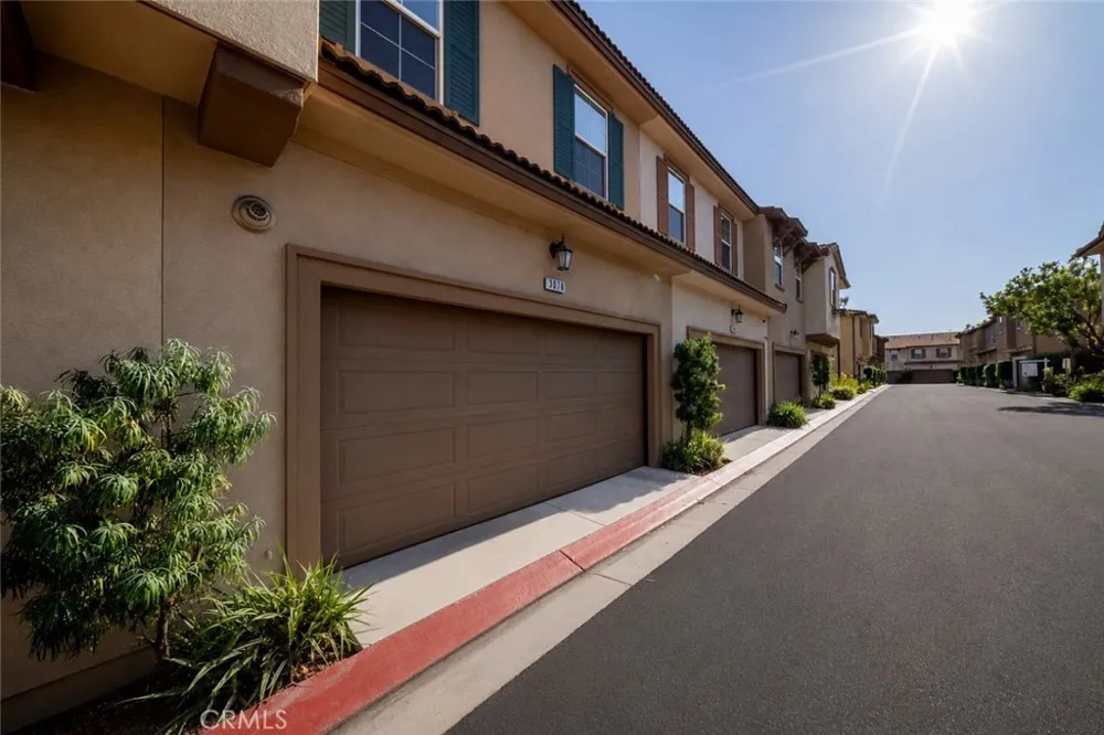 3078 E Via Rosso Ontario, CA 91764