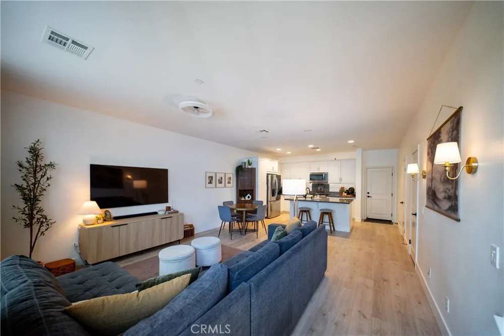 3078 E Via Rosso Ontario, CA 91764