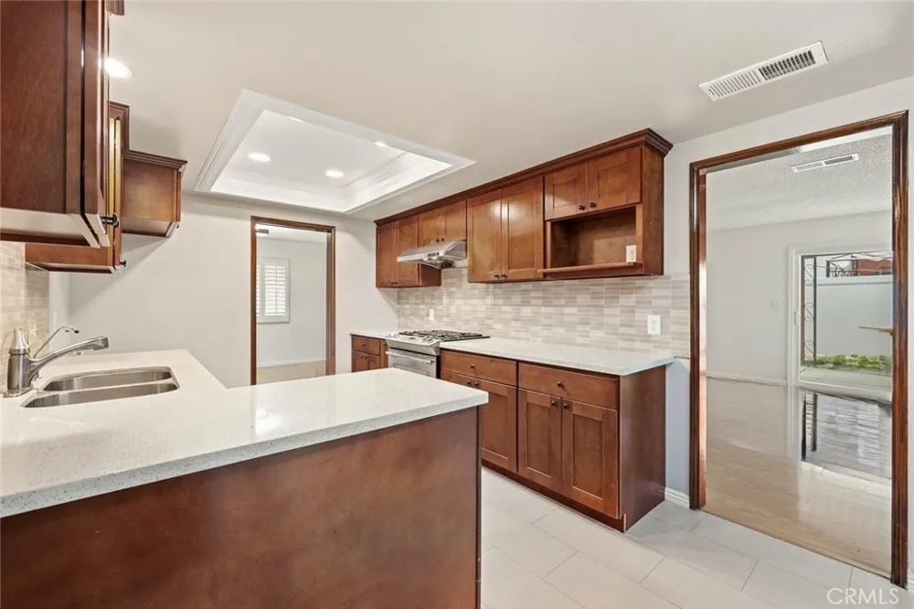 317 E Duarte #4 Arcadia, CA 91006