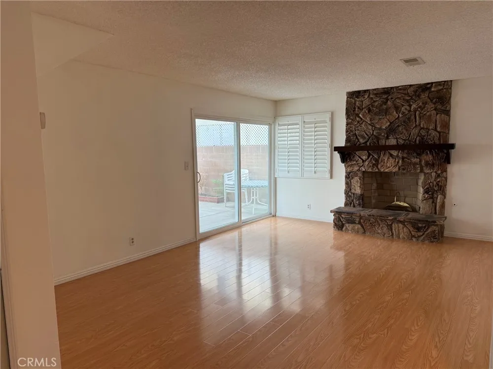 317 E Duarte #4 Arcadia, CA 91006