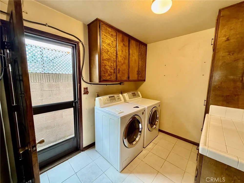 317 E Duarte #4 Arcadia, CA 91006