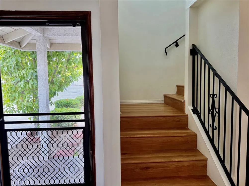 317 E Duarte #4 Arcadia, CA 91006