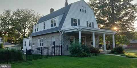 100 3RD AVENUE