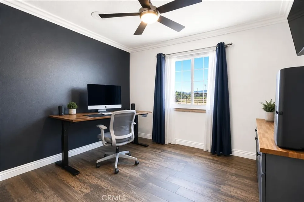 6738 Tamarisk Avenue Hesperia, CA 92344