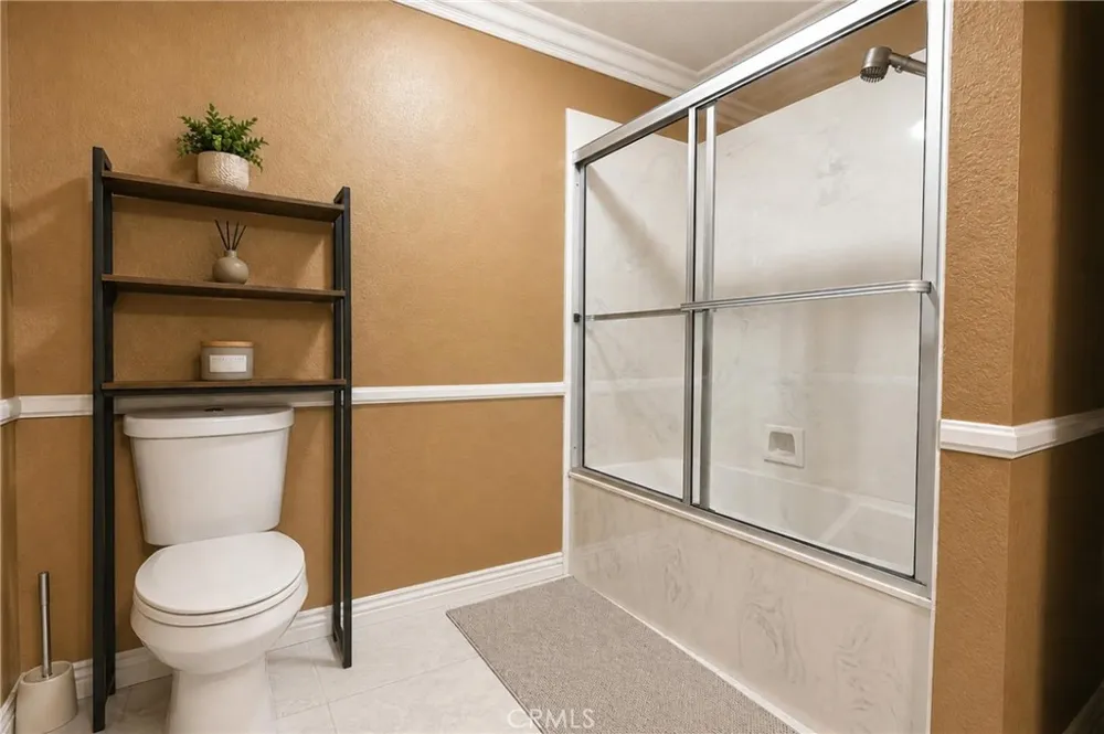 6738 Tamarisk Avenue Hesperia, CA 92344