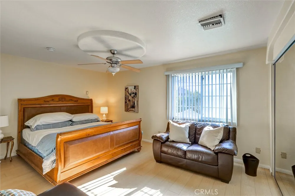 19603 Enslow Carson, CA 90746