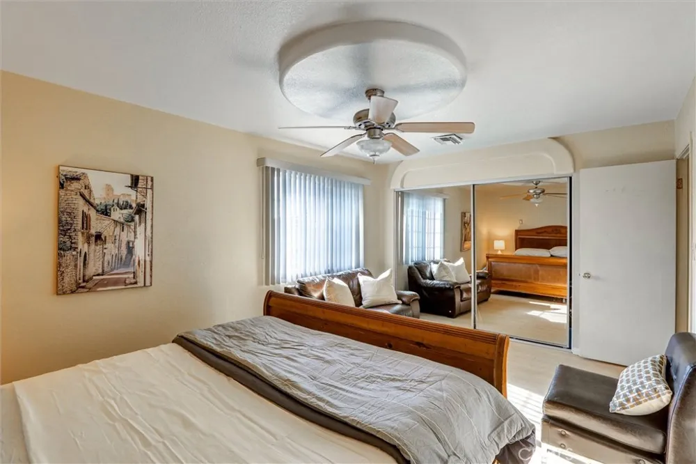 19603 Enslow Carson, CA 90746