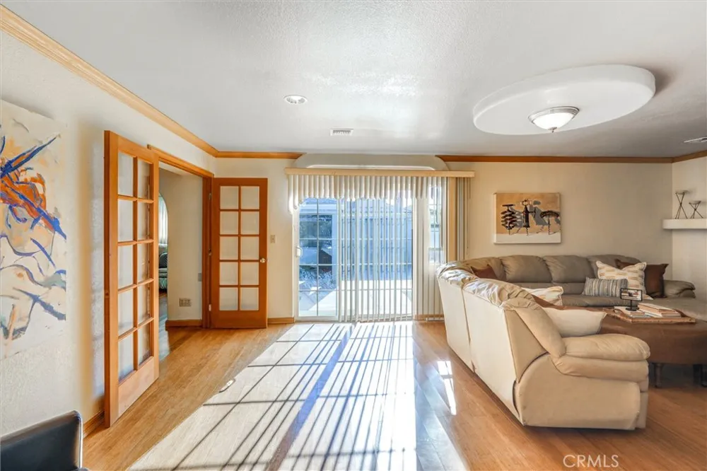 19603 Enslow Carson, CA 90746