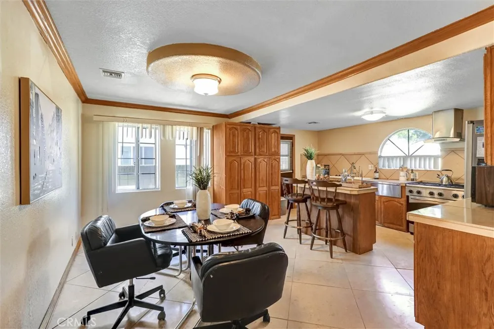 19603 Enslow Carson, CA 90746