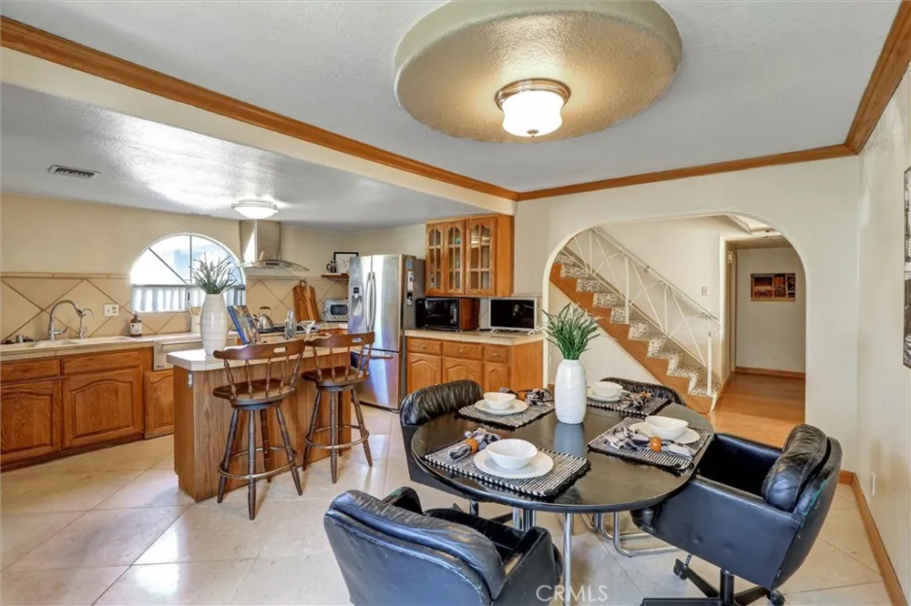 19603 Enslow Carson, CA 90746