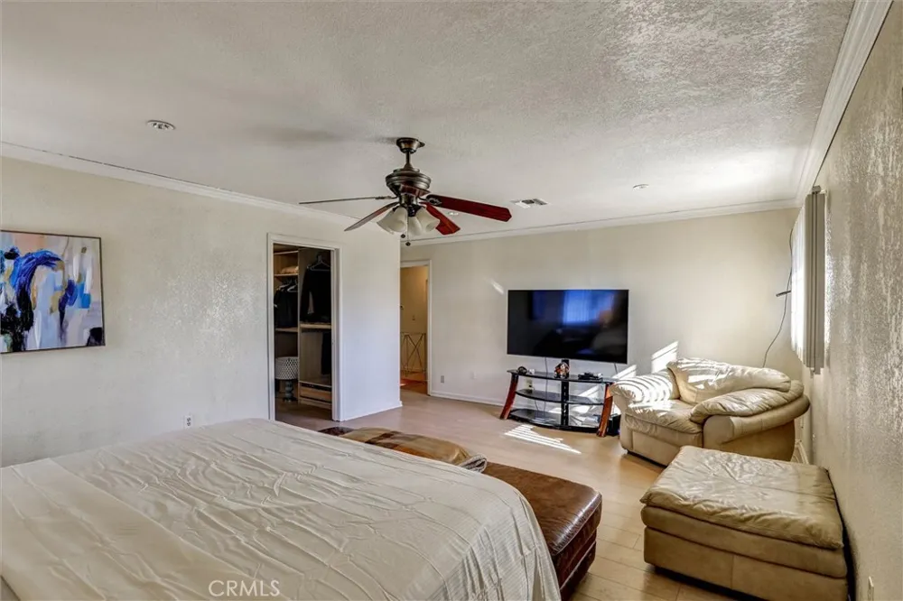 19603 Enslow Carson, CA 90746
