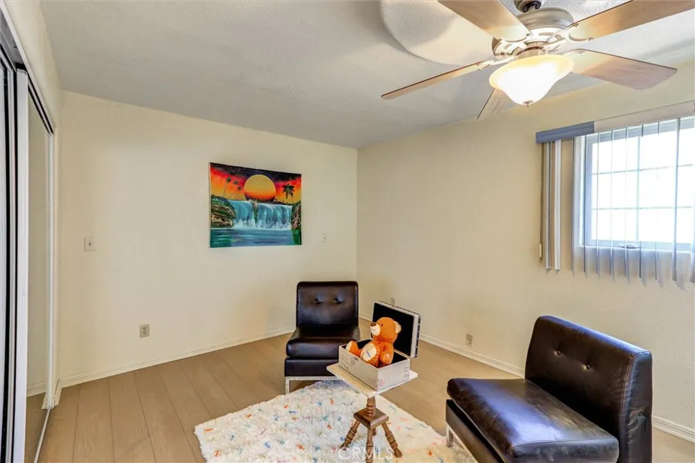 19603 Enslow Carson, CA 90746