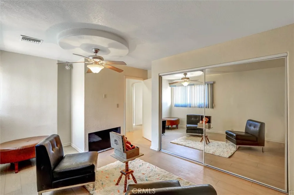 19603 Enslow Carson, CA 90746
