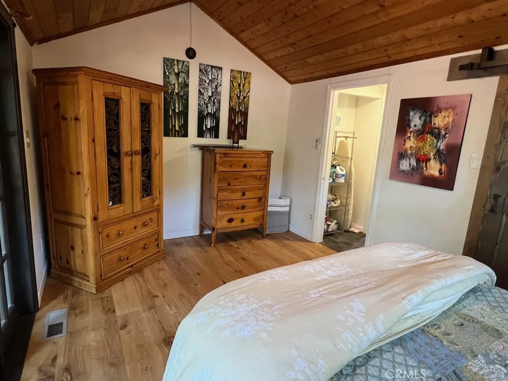 456 S Skyline Drive Thousand Oaks, CA 91361