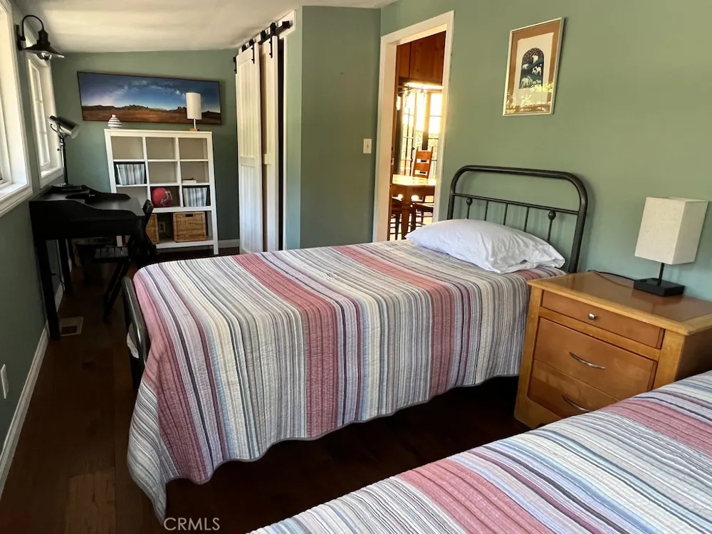 456 S Skyline Drive Thousand Oaks, CA 91361