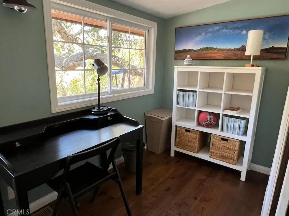 456 S Skyline Drive Thousand Oaks, CA 91361