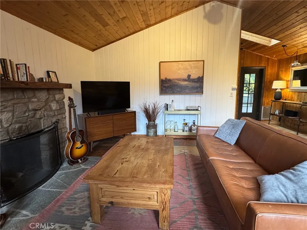 456 S Skyline Drive Thousand Oaks, CA 91361