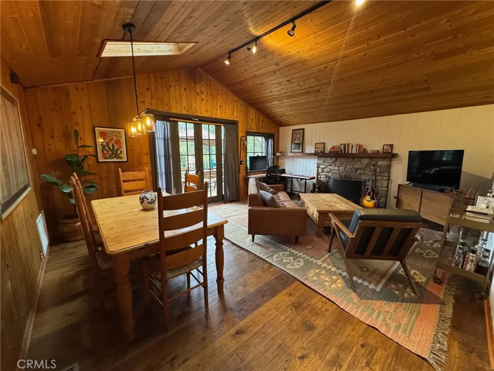 456 S Skyline Drive Thousand Oaks, CA 91361