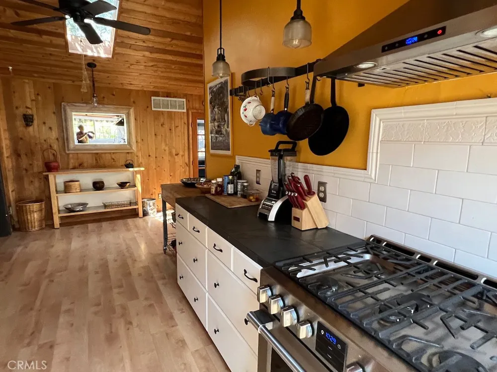 456 S Skyline Drive Thousand Oaks, CA 91361