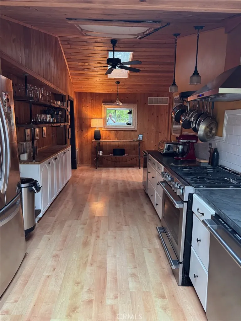 456 S Skyline Drive Thousand Oaks, CA 91361