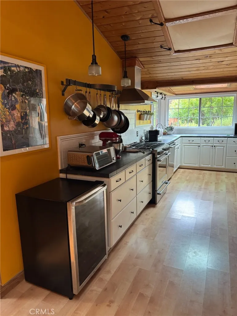 456 S Skyline Drive Thousand Oaks, CA 91361