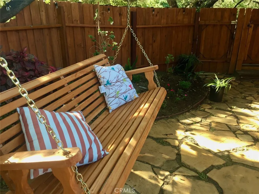 456 S Skyline Drive Thousand Oaks, CA 91361