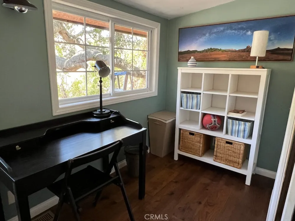 456 S Skyline Drive Thousand Oaks, CA 91361